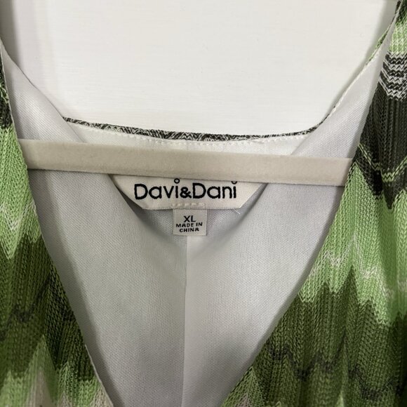 Davi & Dani Green Wavy Knit Design, Tie Waist Dress,Flowy Sleeve SZ X-Large Boho - Picture 5 of 13